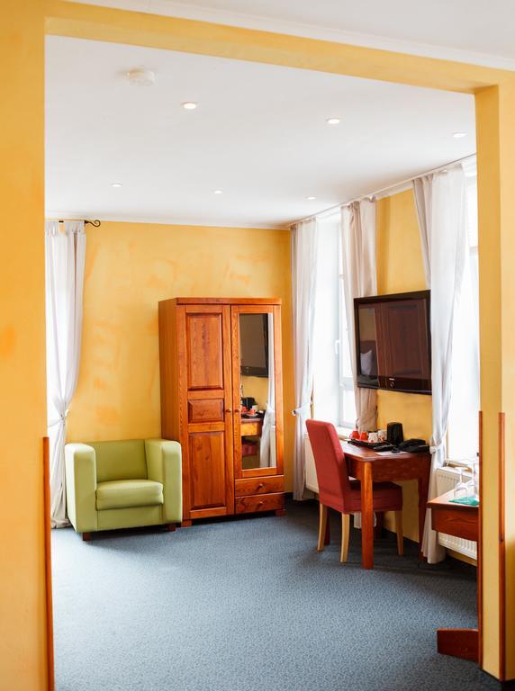 Dittmers Hotel Flensburg Exteriör bild